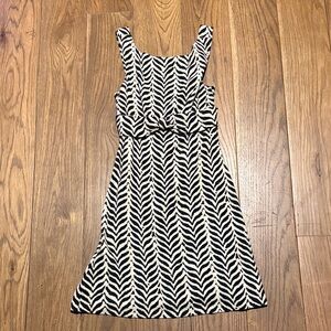 Chic Black and White Chevron Midi Dress Diane Von Furstenberg